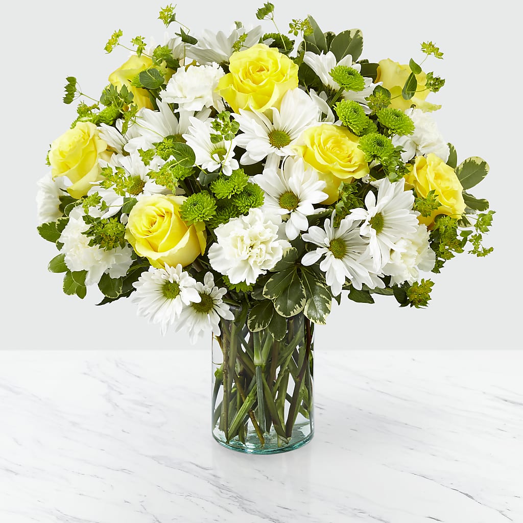 Happy Day Bouquet – CAMPBELL ROSES & PLANTS LTD CO, Fort Campbell KY