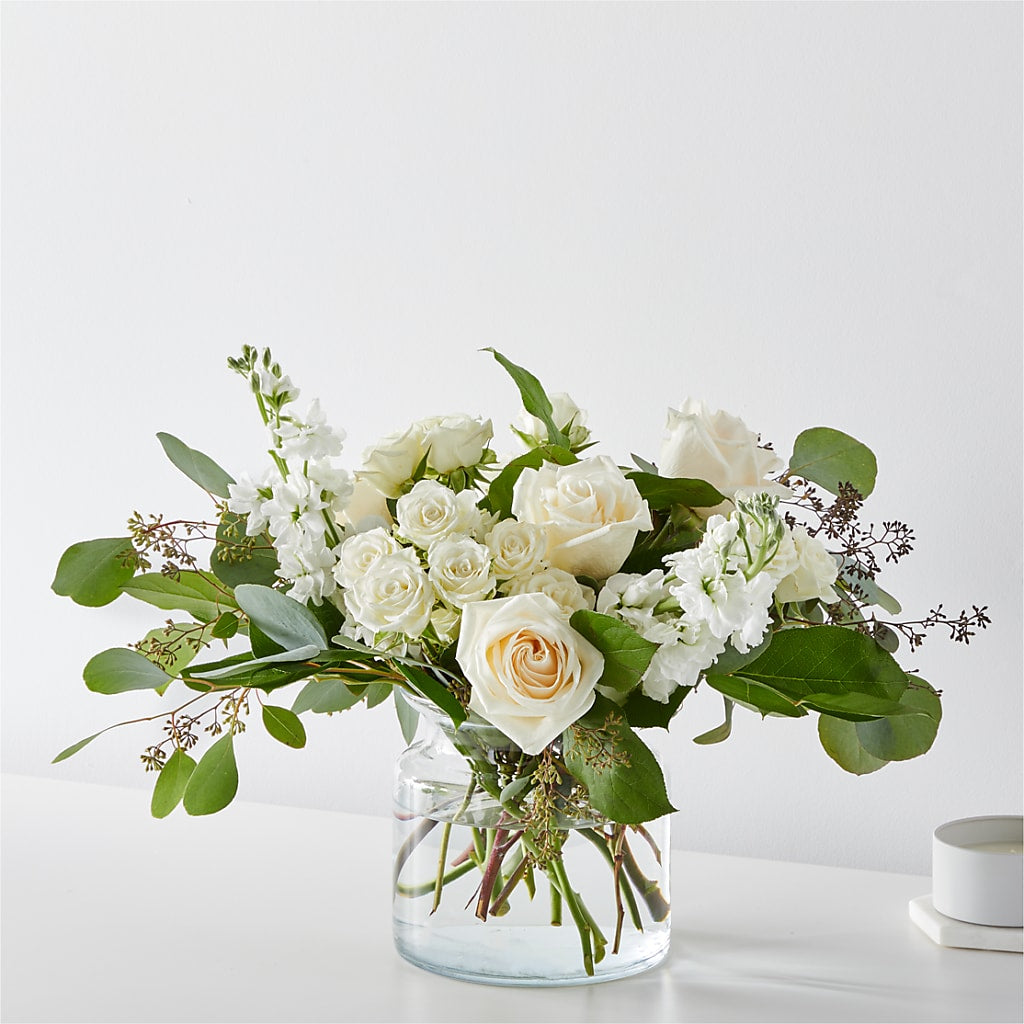 Fresh Linen Bouquet – CAMPBELL ROSES & PLANTS LTD CO, Fort Campbell KY