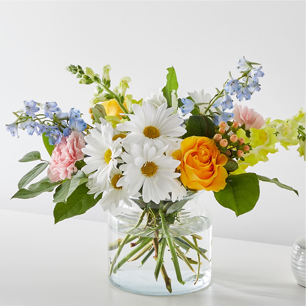 Sun Salutation Bouquet – CAMPBELL ROSES & PLANTS LTD CO, Fort Campbell KY