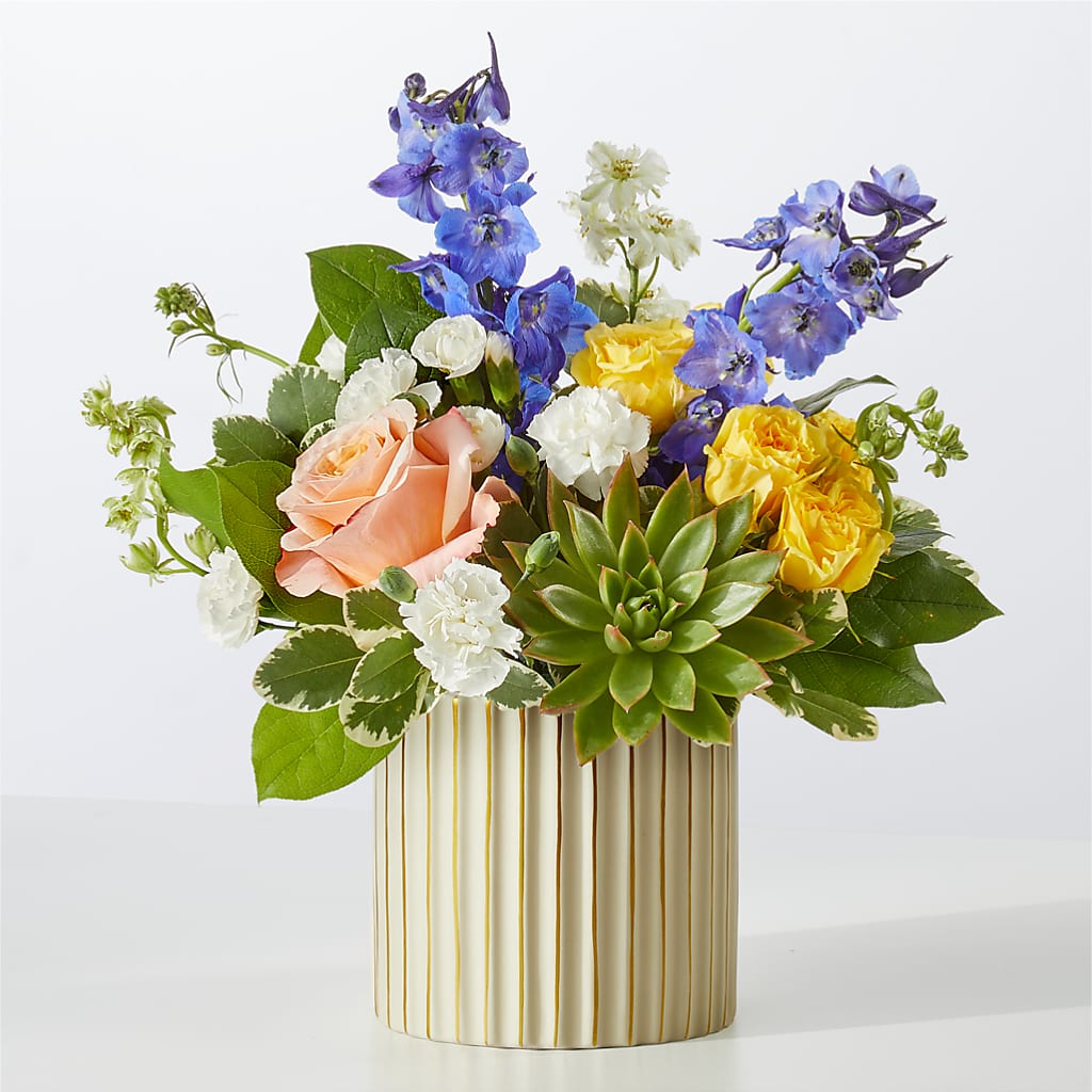 Cobalt Reverie Bouquet – CAMPBELL ROSES & PLANTS LTD CO, Fort Campbell KY