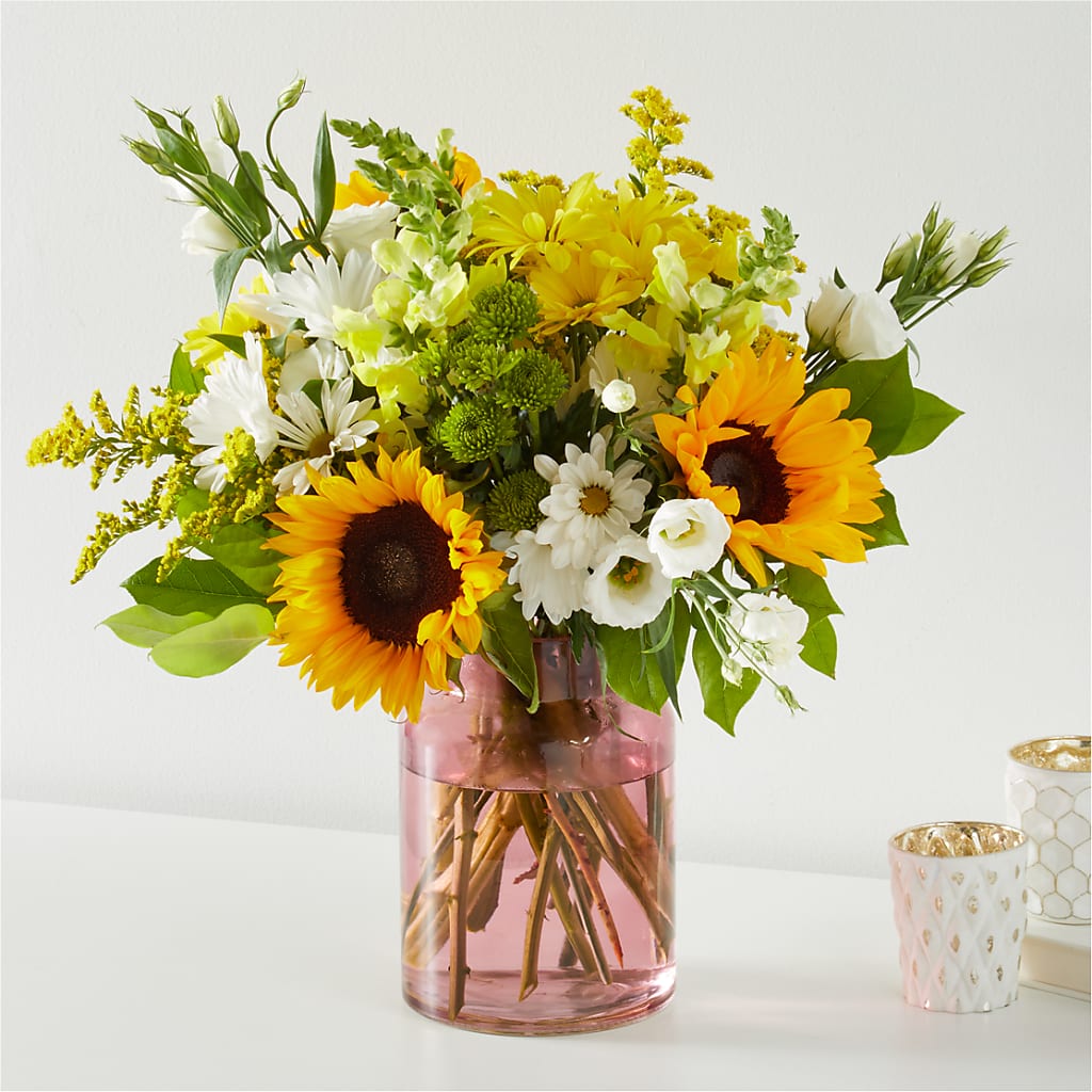 Hello Sunshine Bouquet – CAMPBELL ROSES & PLANTS LTD CO, Fort Campbell KY