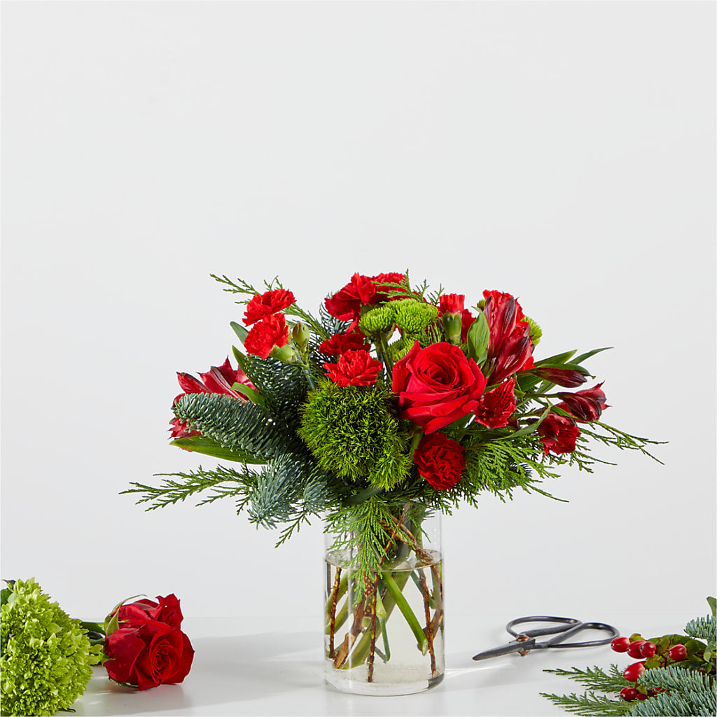 Merry Moment Bouquet – A Florist Original – CAMPBELL ROSES & PLANTS LTD CO, Fort Campbell KY