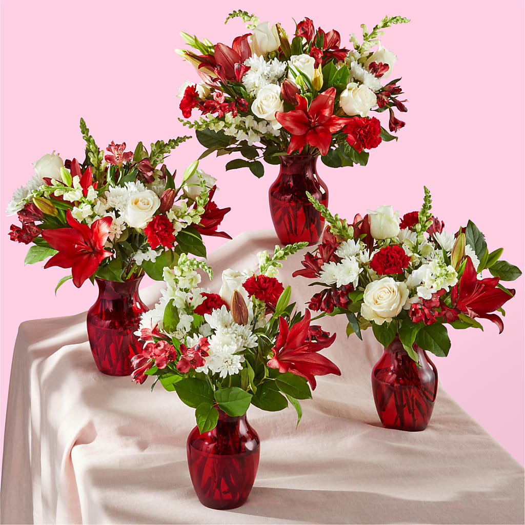 Dinner & a Show Bouquet – CAMPBELL ROSES & PLANTS LTD CO, Fort Campbell KY