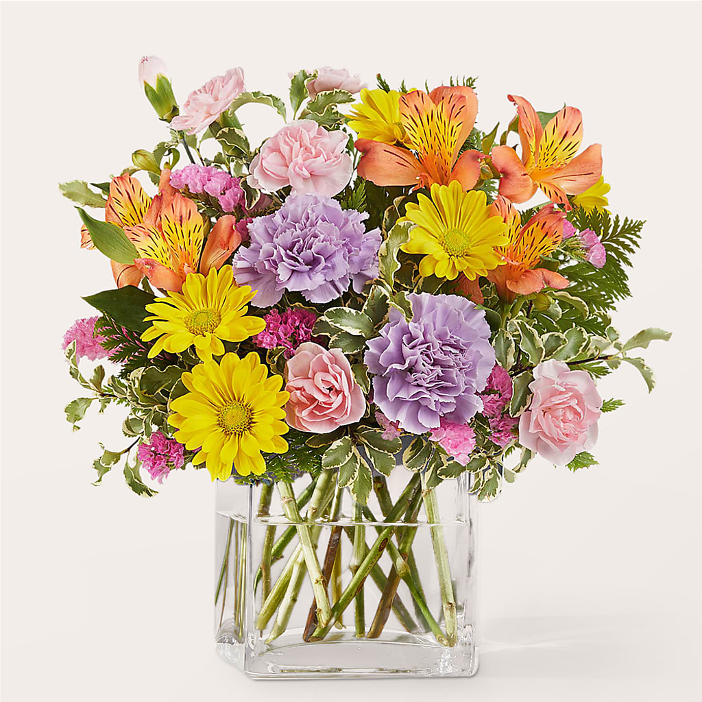 Shades of Happiness Bouquet – CAMPBELL ROSES & PLANTS LTD CO, Fort Campbell KY