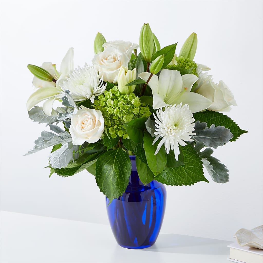 Snowy Dreams Bouquet – CAMPBELL ROSES & PLANTS LTD CO, Fort Campbell KY