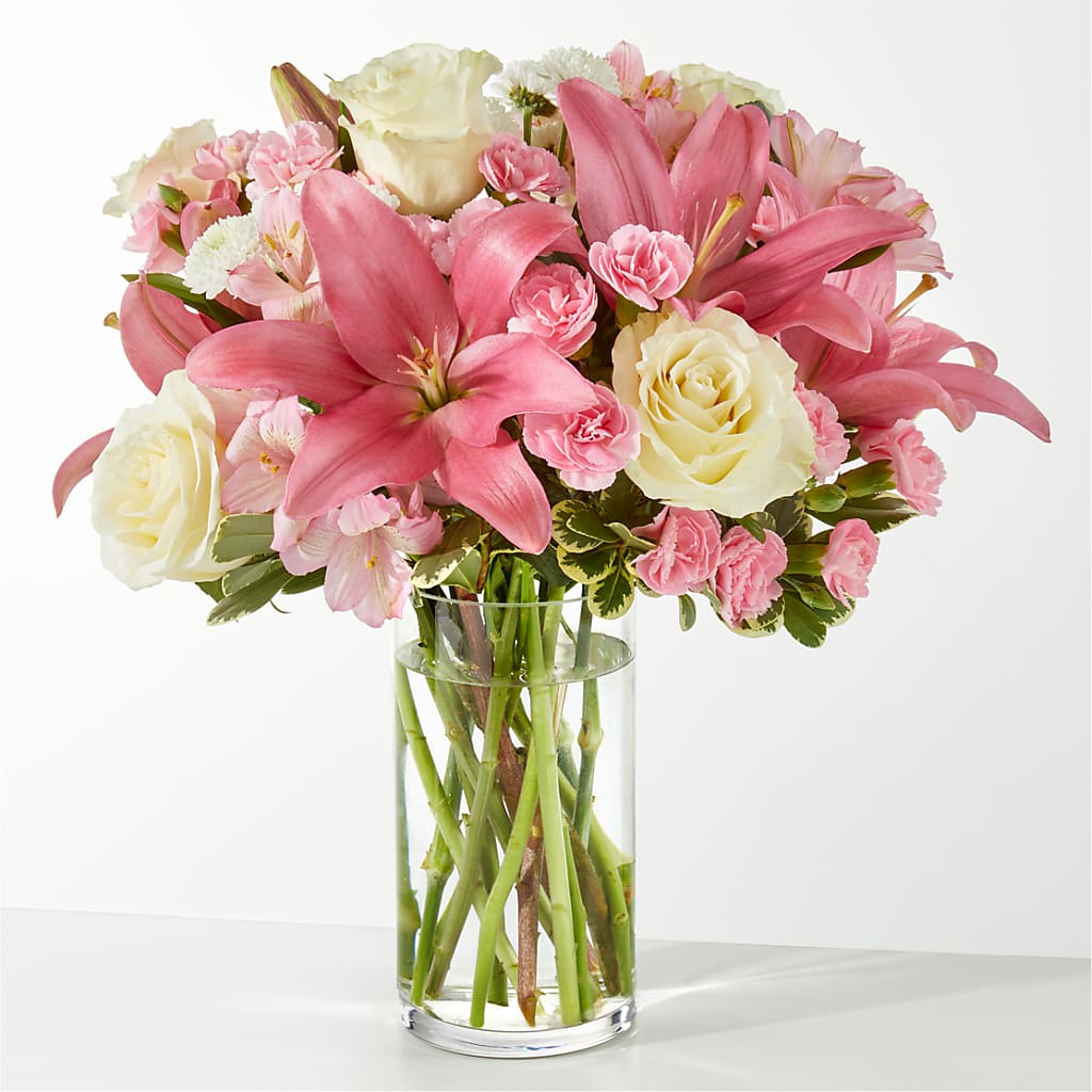 Piece of Cake Bouquet – CAMPBELL ROSES & PLANTS LTD CO, Fort Campbell KY