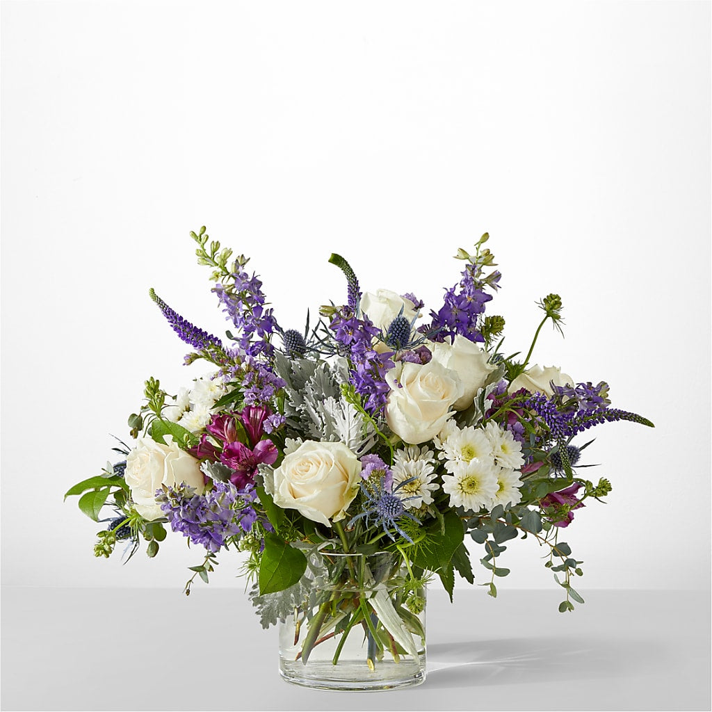 Shooting Star Bouquet – CAMPBELL ROSES & PLANTS LTD CO, Fort Campbell KY