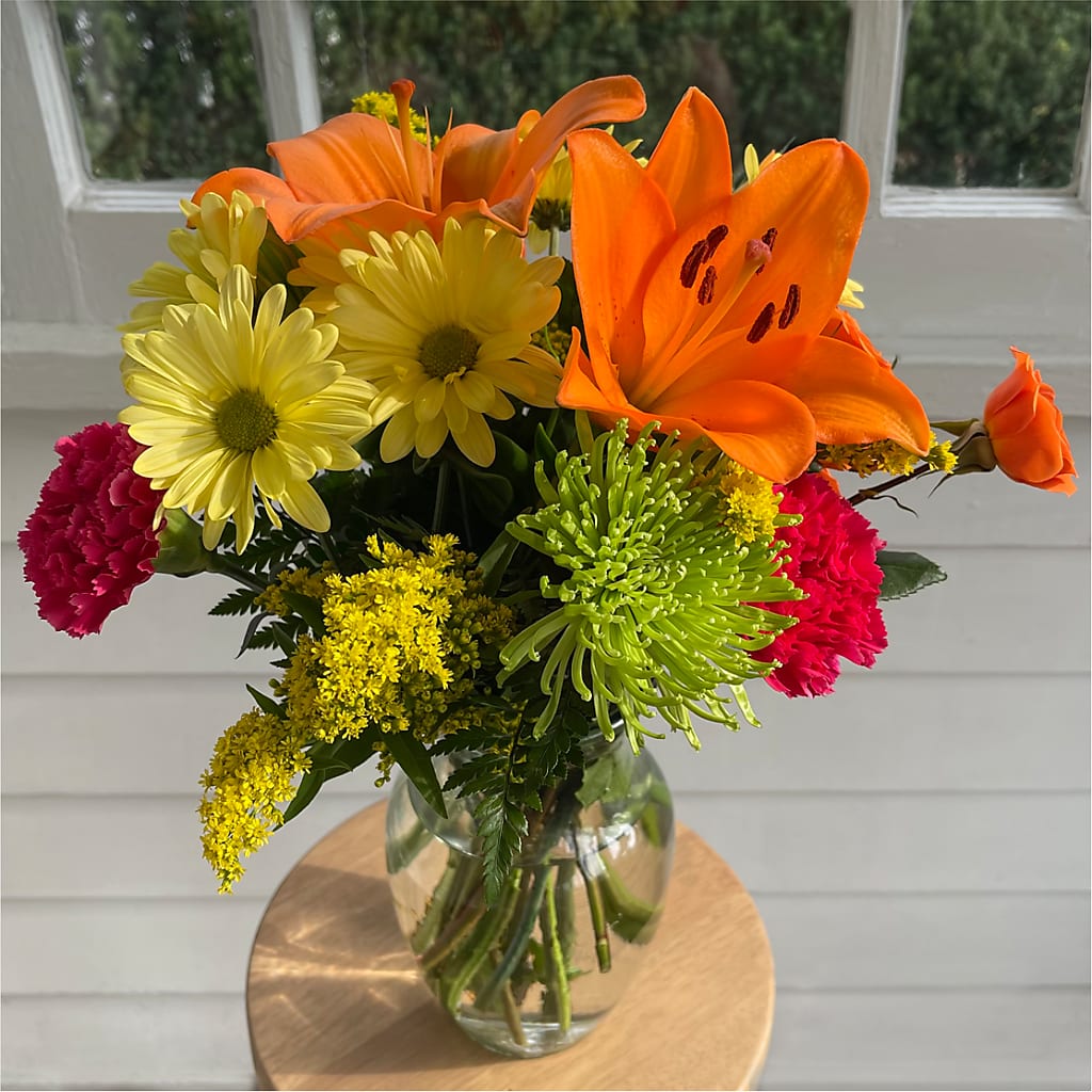 Bold & Bright – A Florist Original – CAMPBELL ROSES & PLANTS LTD CO, Fort Campbell KY