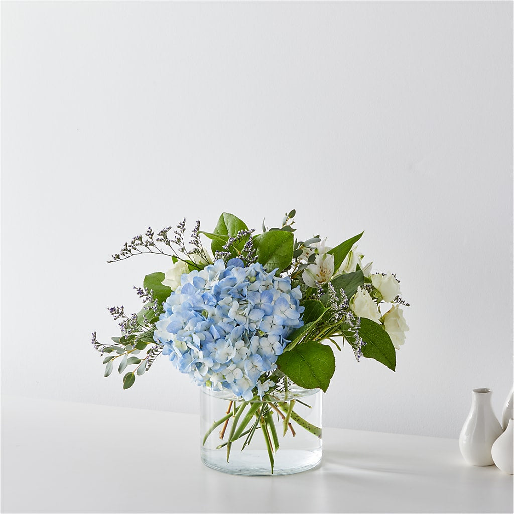 Coastal Blossom Bouquet – CAMPBELL ROSES & PLANTS LTD CO, Fort Campbell KY