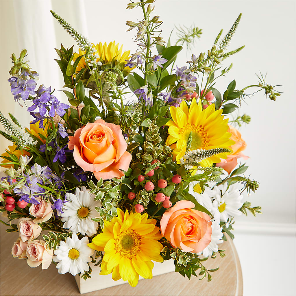 The Good Life Bouquet – CAMPBELL ROSES & PLANTS LTD CO, Fort Campbell KY