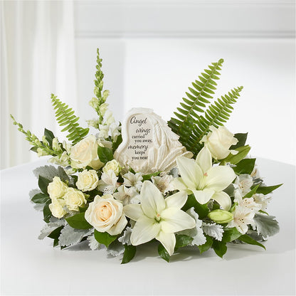 Holding You Close Arrangement – CAMPBELL ROSES & PLANTS LTD CO, Fort Campbell KY