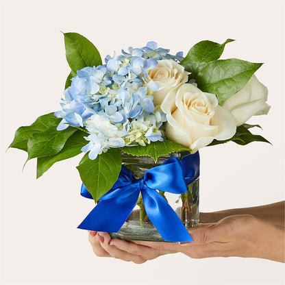 Sky Blue Delight Bouquet – CAMPBELL ROSES & PLANTS LTD CO, Fort Campbell KY