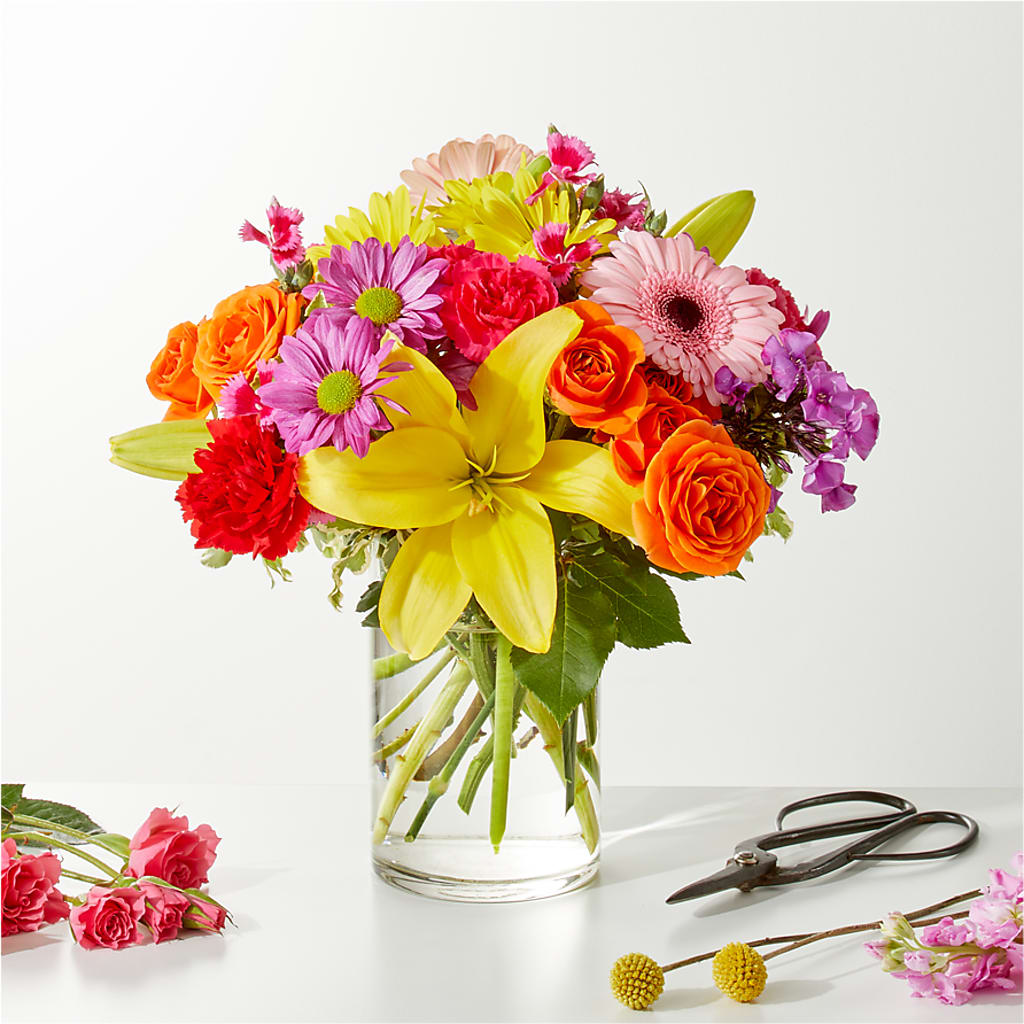 Cue the Confetti - A Florist Original – CAMPBELL ROSES & PLANTS LTD CO, Fort Campbell KY