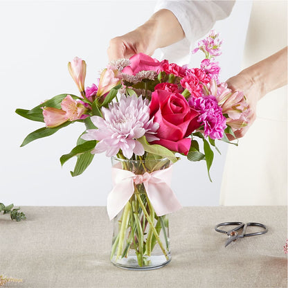 Pink Ribbon - A Florist Original – CAMPBELL ROSES & PLANTS LTD CO, Fort Campbell KY