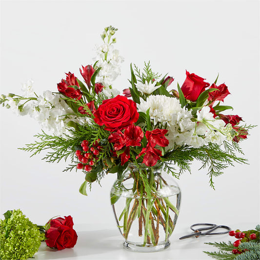 Merry Moment Bouquet – A Florist Original – CAMPBELL ROSES & PLANTS LTD CO, Fort Campbell KY