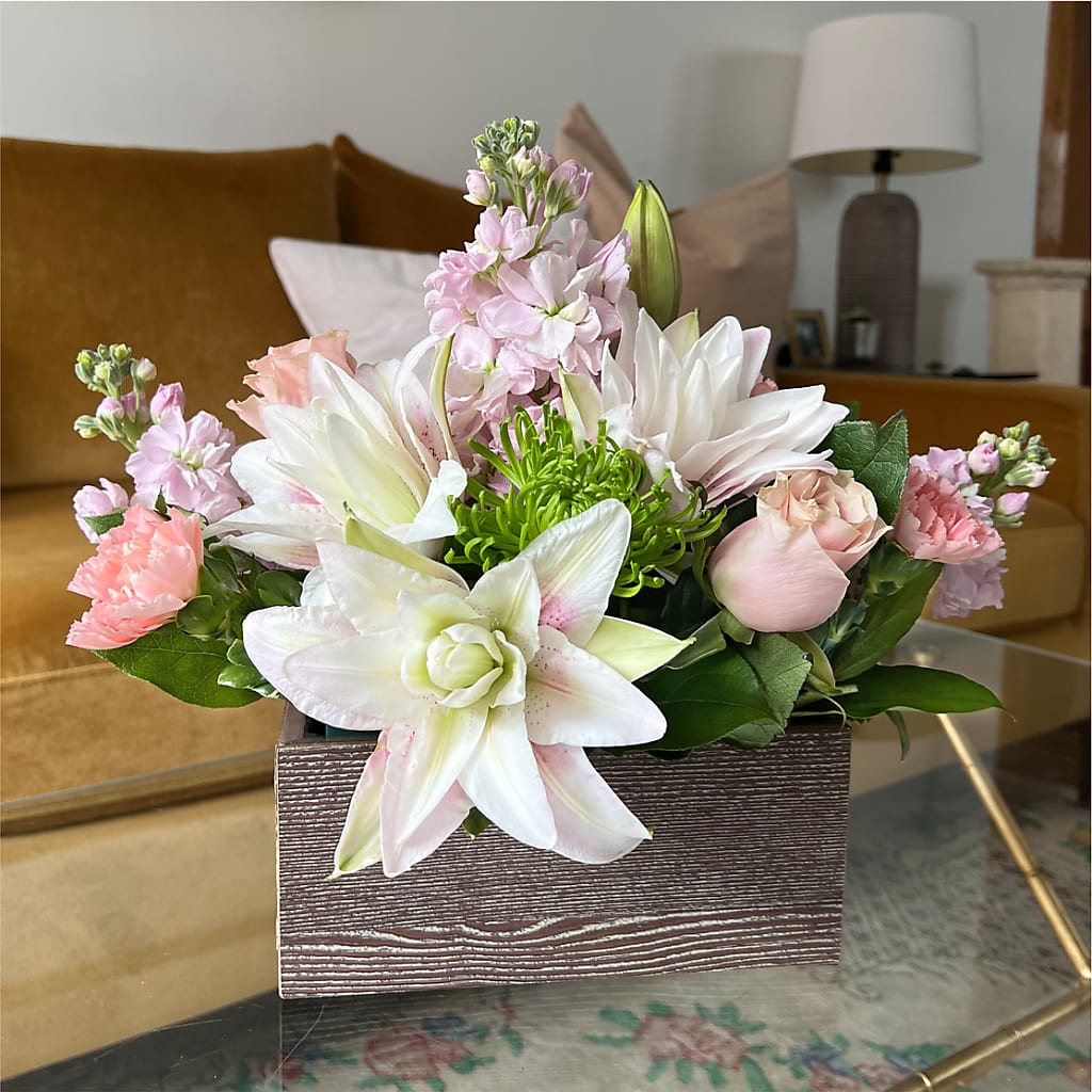 Beautiful Spirit Basket – CAMPBELL ROSES & PLANTS LTD CO, Fort Campbell KY
