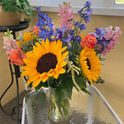 Rays of Life Bouquet – CAMPBELL ROSES & PLANTS LTD CO, Fort Campbell KY