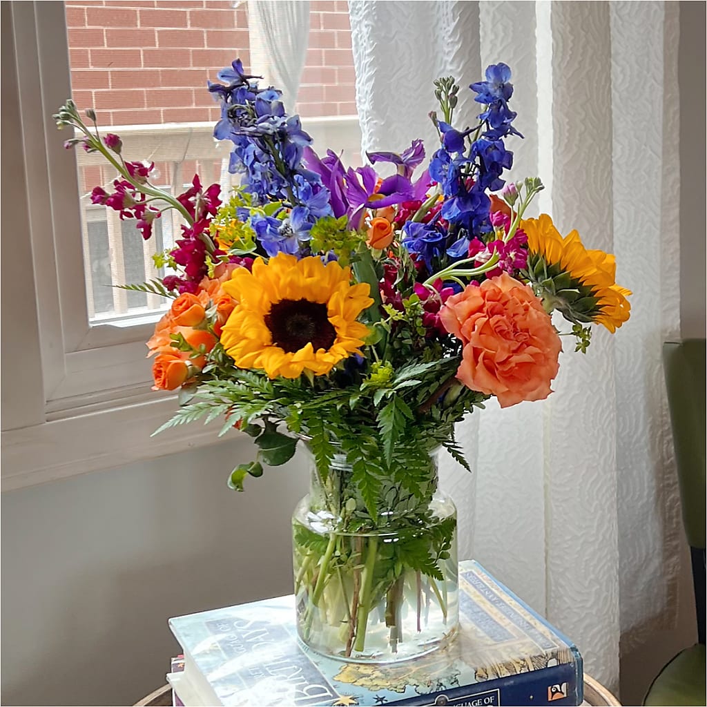 Rays of Life Bouquet – CAMPBELL ROSES & PLANTS LTD CO, Fort Campbell KY