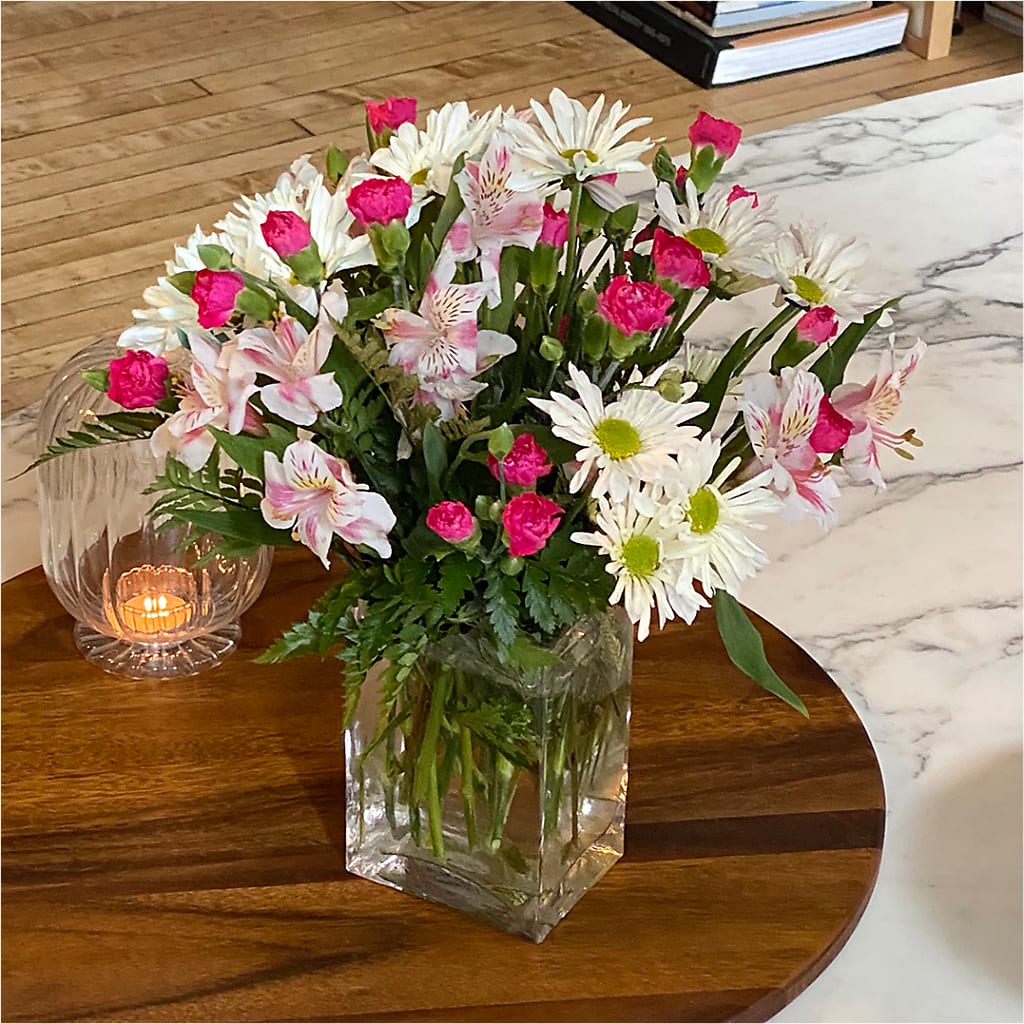 Sweet Surprises® Bouquet – CAMPBELL ROSES & PLANTS LTD CO, Fort Campbell KY
