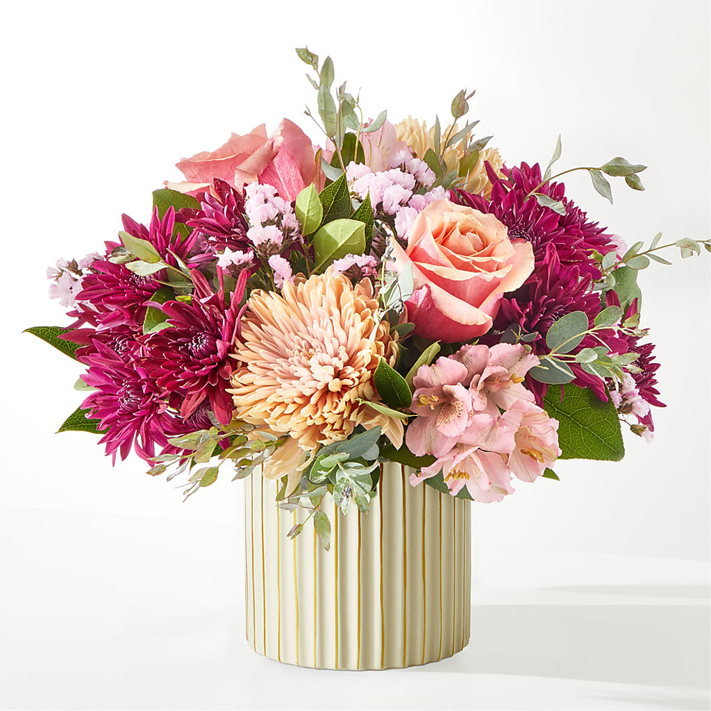 Berry Cobbler Bouquet with Ivory Vase – CAMPBELL ROSES & PLANTS LTD CO, Fort Campbell KY