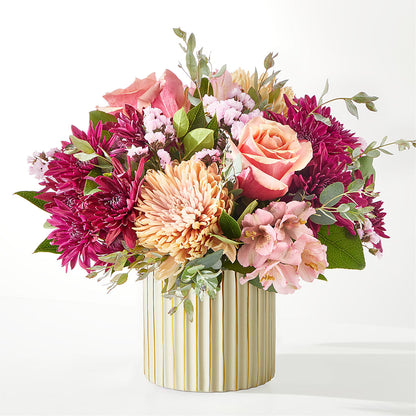Berry Cobbler Bouquet with Ivory Vase – CAMPBELL ROSES & PLANTS LTD CO, Fort Campbell KY
