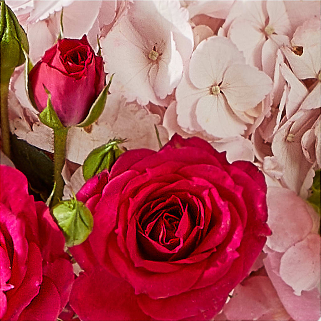 Glitz & Glam Bouquet – CAMPBELL ROSES & PLANTS LTD CO, Fort Campbell KY
