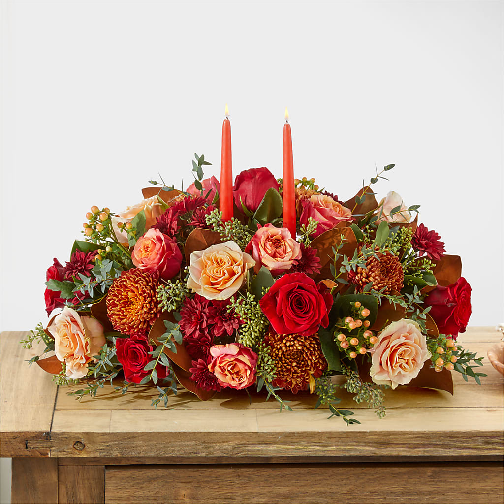 Gather Near Centerpiece – CAMPBELL ROSES & PLANTS LTD CO, Fort Campbell KY