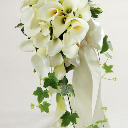 White Chapel Bouquet – CAMPBELL ROSES & PLANTS LTD CO, Fort Campbell KY